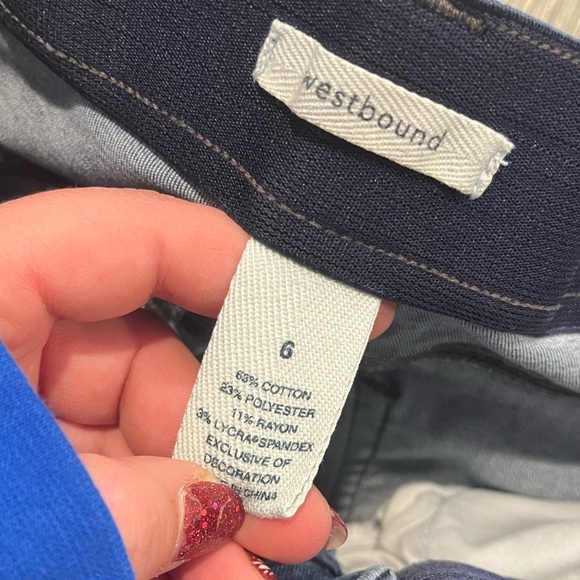 Westbound Straight Jeans Mid Rise Frayed Hem Whisker Denim Medium Wash Size 6 - Picture 8 of 11